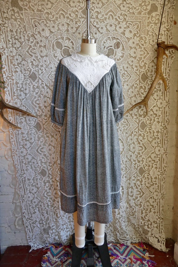 Cottagecore Grey Cotton Dress with Embroidered Ant