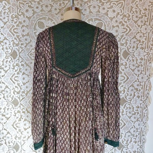 Boho White Indian Gauze Cotton Hand Embroidered Peasant 3/4 Sleeve Long Boho Tunic Kurti Blouse #15
