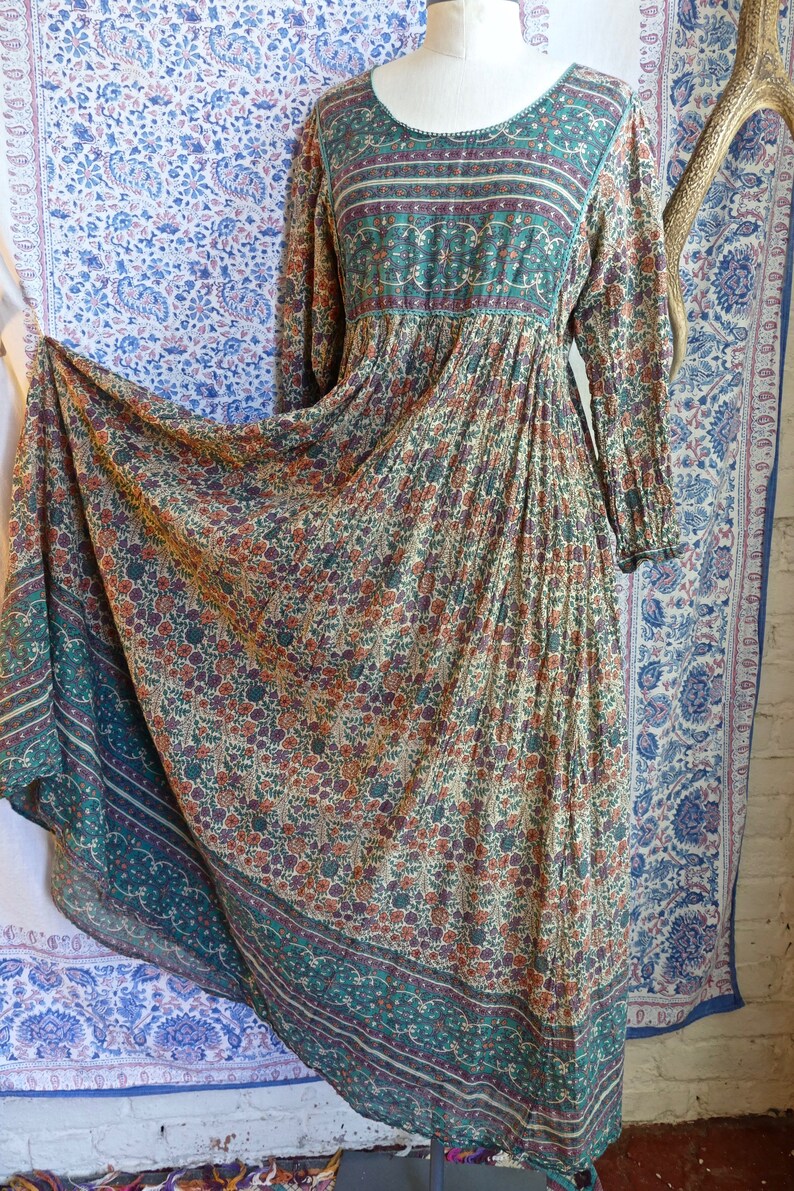 gaun cotton