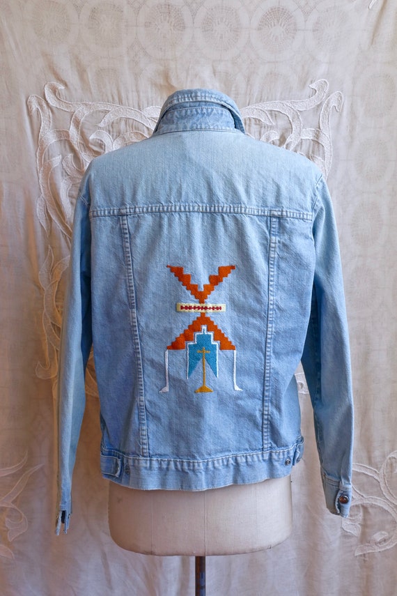 Shrunken and Embroidered 1970's Levi's for Gals De