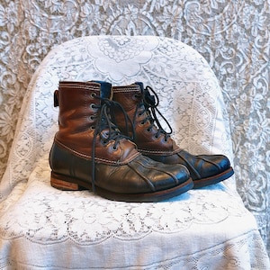 mens frye duck boots