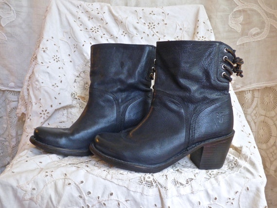 Frye Black Leather Chunky Heel Ankle Boots Size 6.