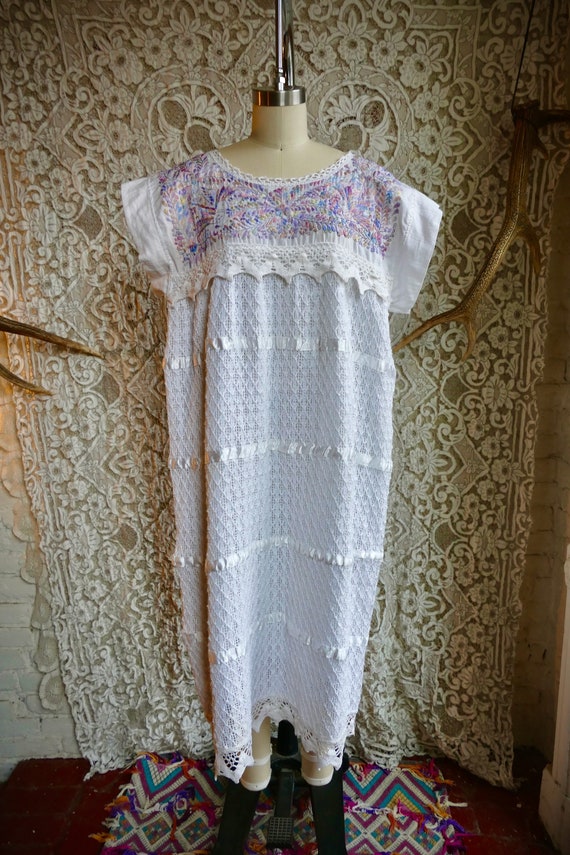 Embroidered White Mexican Gauze and Lace Dress - image 4