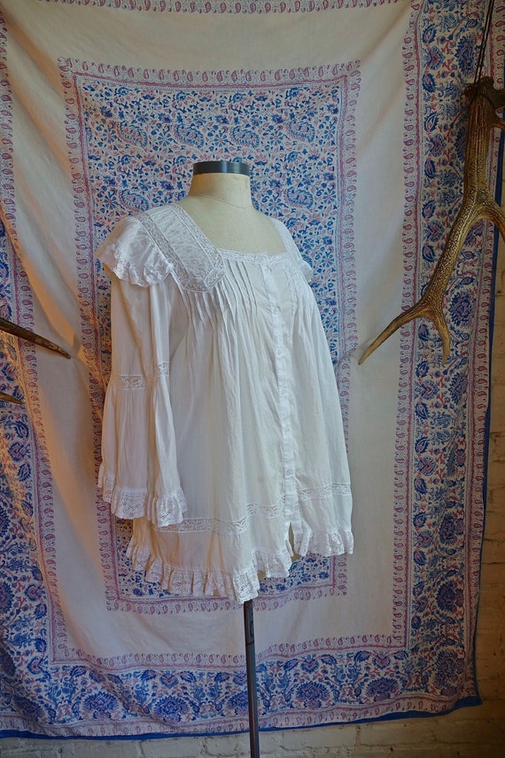 White Lace Paneled Cotton Trapeze Blouse As Is