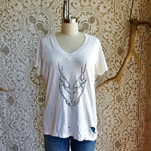 Distressed White Deer V-neck T-shirt
