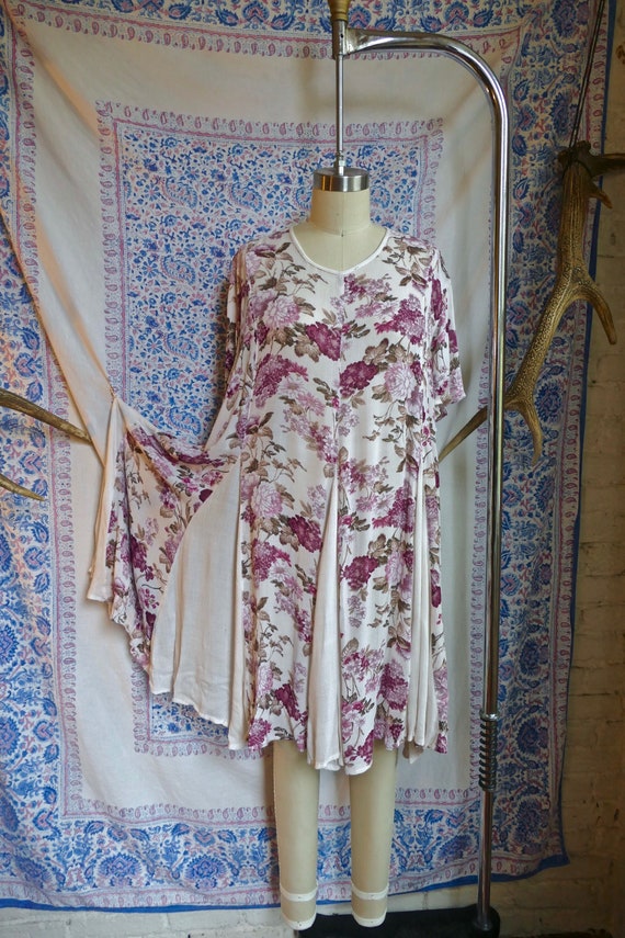 Rayon Crepe Grunge Floral Paneled Dress