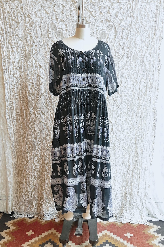 Black and White Indian Gauze Cotton Dress - image 2