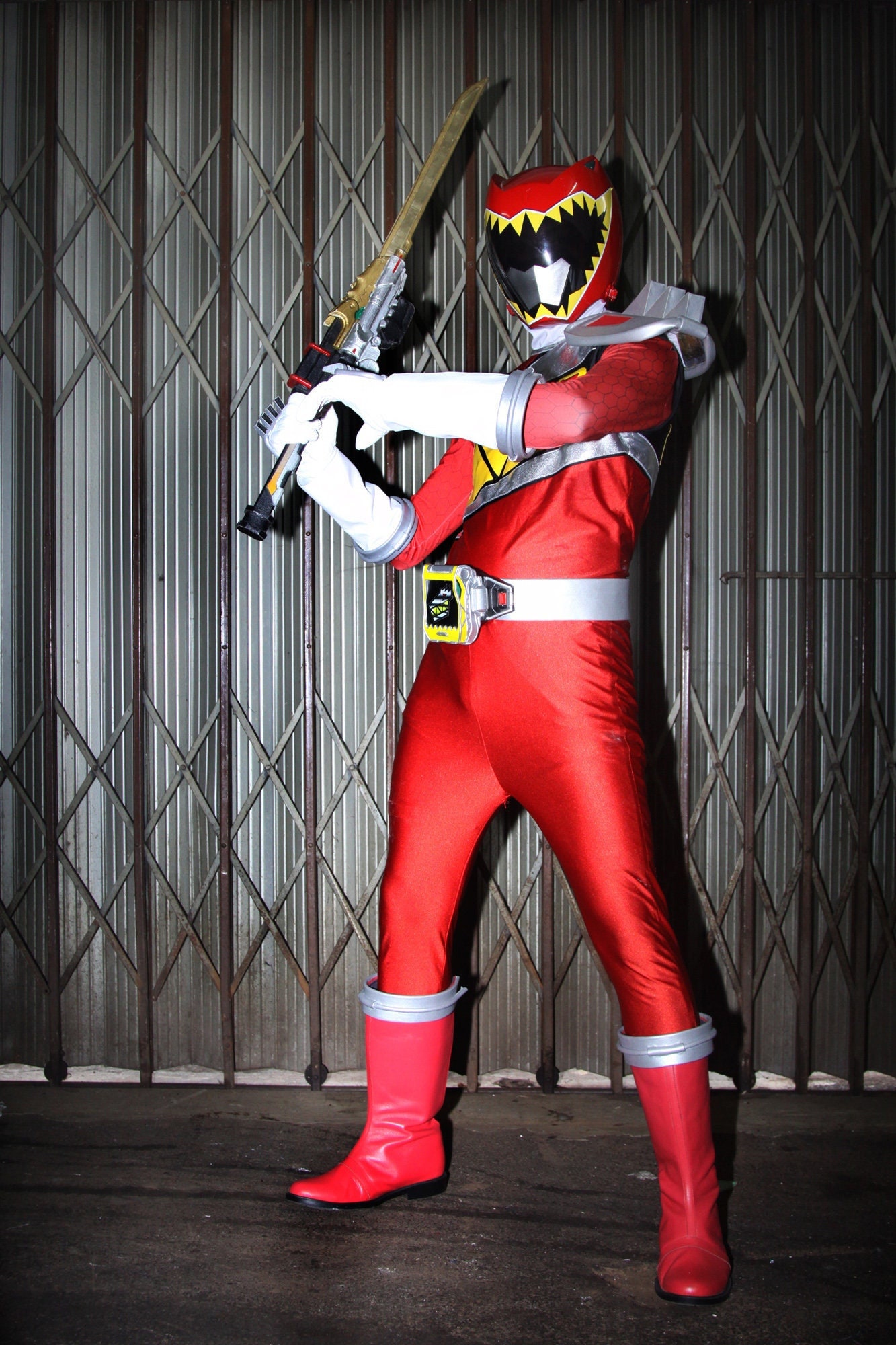 ANIKI Dino Charge Ranger Costume Cosplay Sentai Kyoryuger 