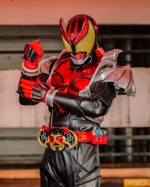 a*i様 虫*王様 仮面ライダーリバイス　コスプレ a*i様 虫*王様 仮面ライダーリバイス コスプレ 仮面ライダー