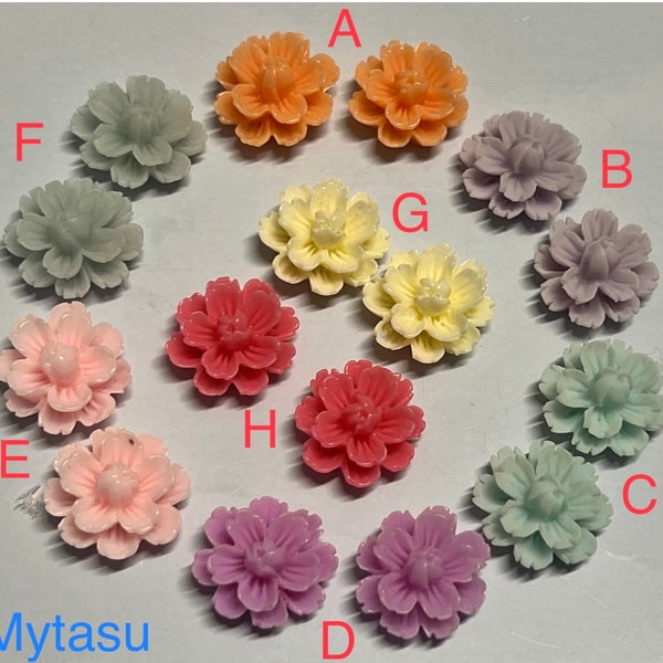 10 pcs 13 mm Cabochon Flowers. 13 mm resin flower, mixed 13 mm cabochon, assorted resin flower, for bobby pin ,ring, Earring ,pendant