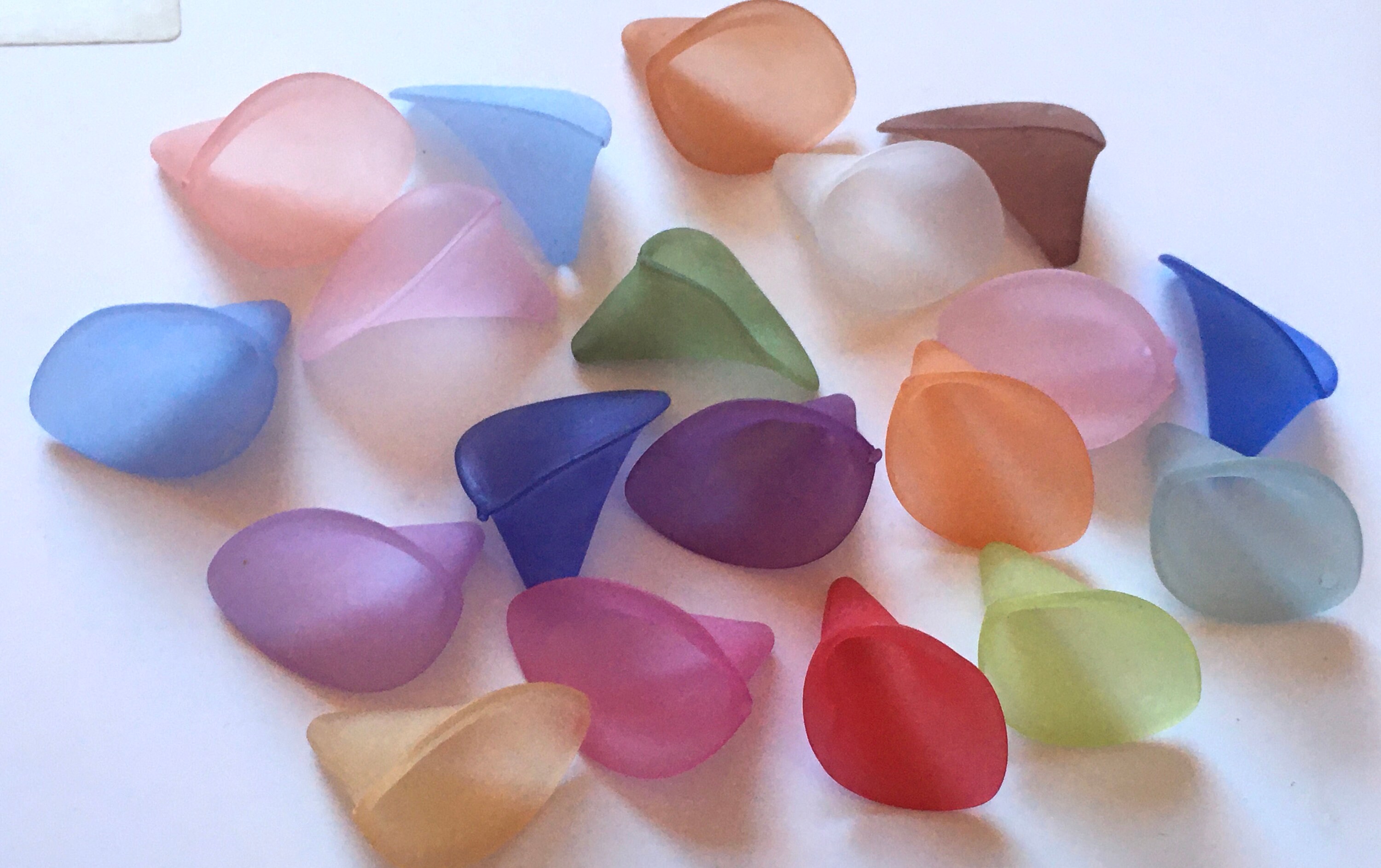 Lucite Color 50 Pcs Mixed Color Lucite Flower,calla Lily Flower,colorful Lucite ...