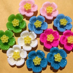 16mm Resin Flower Cabochons: Mixed Color Flatback Embellishments (24 pcs)