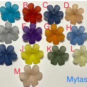 20 piezas Lucite Flores, Flor acrílica transparente, Flor frosted.Lucite, flor de cuentas, cuenta transparente, flor transparente, flor de plástico