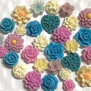 Ship from USA ,,30 pcs Mixed Cabochon Flowers .perfect for Bobby Pin Kit.earring post..resin flower, Bobby Pin Blanks, Silver Bobby Pin.. image 3