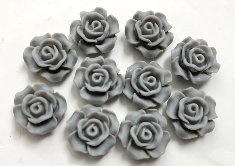 10 pcs 14 mm Gray Cabochon Flowers.14 mm gray resin Flower.gray resin flower,13 mm grey cabochon,grey cabochon,flower kit,grey sun flower