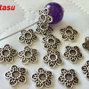 75 copriperline a forma di fiore in argento antico: componenti in lega di zinco (13 mm)