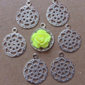 48 pcs Platinum  filigree pendants,Tray 12 mm,platinum filigree,base setting,platinum charm,platinum link,platinum connector,brass link