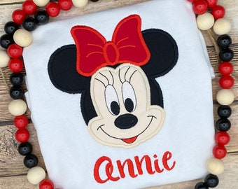 Disney Minnie Mouse Shirt / Custom Girls Applique Shirt / Classic Minnie Shirt / Disney Vacation Shirt / Applique Shirt / Kids Minnie Shirt