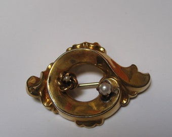 Vintage Victorian Breast Brooch, 8 to 12k Gold Filled Pin with 2 pearls