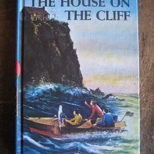 The Hardy Boys Mystery Book, The House on the Cliff #2, by Franklin W Dixon, 1986 printing