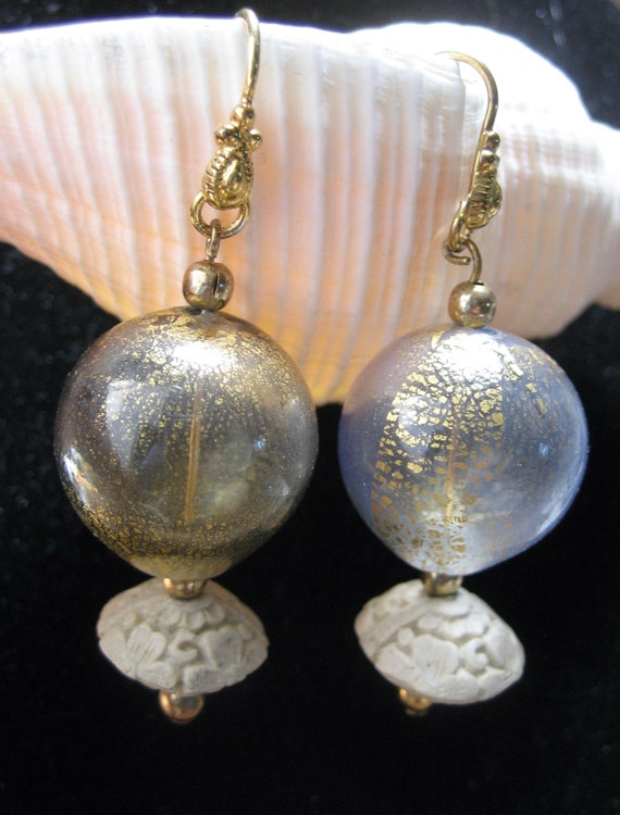 Large Hollow Gold Leaf Murano Glass bead earrings… - image 2