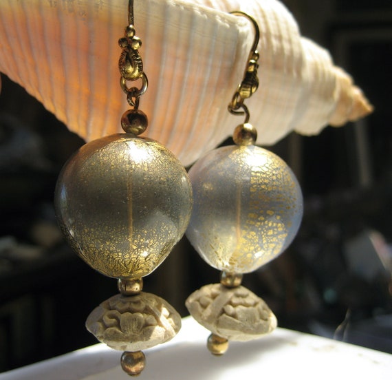 Large Hollow Gold Leaf Murano Glass bead earrings… - image 4