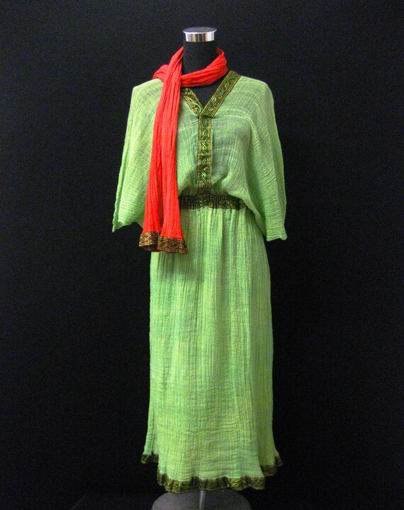 Vintage 1970s Hippie Boho Pale Green Cheesecloth D