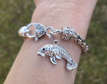 Manatee bracelet, fish bracelet, sealife bracelet, manatee gift, manatee jewelry, ocean bracelet, chunky charm bracelet, crystal Manatee wha