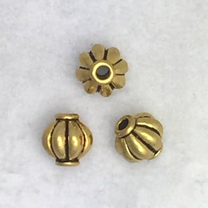20 pcs - 8mm Antique Gold Lantern Beads - Melon Beads - Round Fluted Gold Tone Bead- Fluted Lantern Beads - Antique Gold Spacer Beads