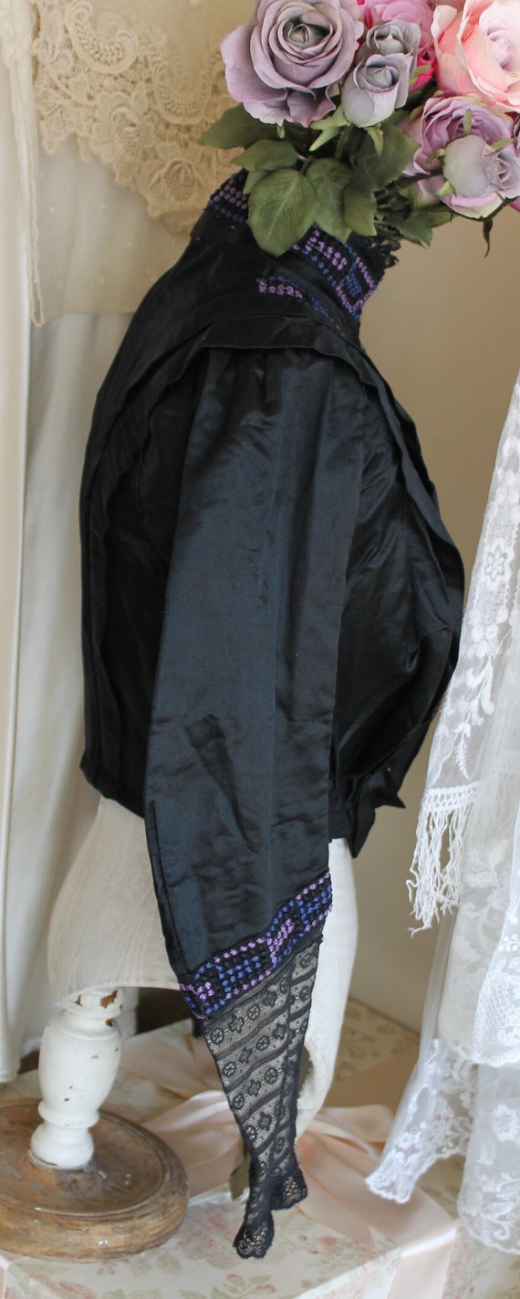 Edwardian pigeon front blouse, antique black long 