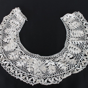 Victoriaans Maltees kant, zijden handgemaakte kanten kraag, antieke 1800&#39;s kanten kanten jurkkraag, kleine ronde jurk of blouse kantdecoratie