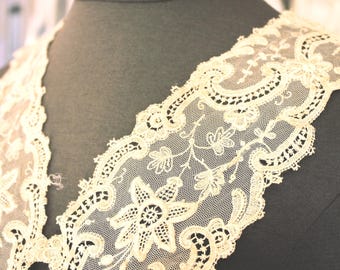 Victorian Lace Lappets Collar, Dark Cream Floral Motifs, Junk Journal Snippets