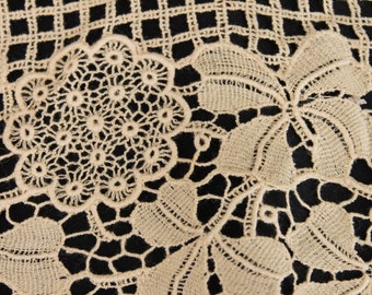 Large antique dark cream lace collar, Victorian lace bodice insert, floral lace dress front panel, Edwardian beige lace collar, lace blouse