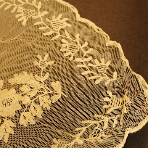 Shops Victorian bonnet veil, embroidered net veil, antique square hat veil, ivory lace veil, vintage embroidery brides veil, old wedding veil