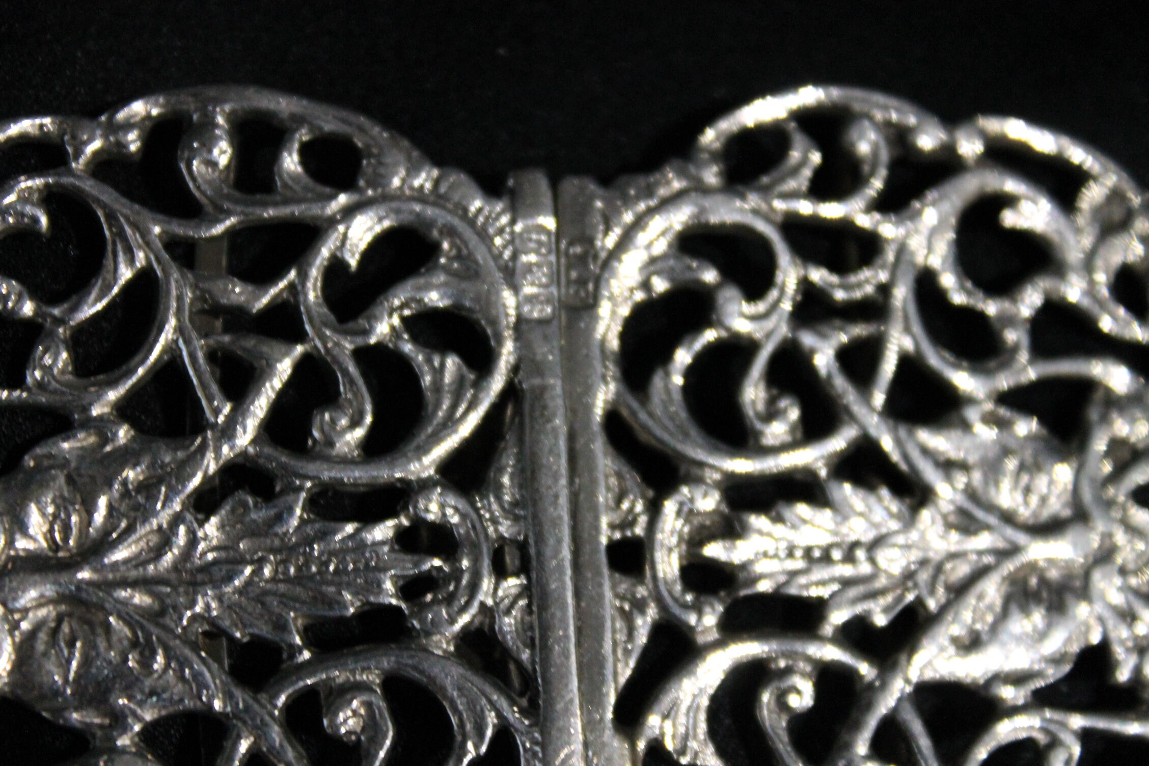 Victorian Silver Belt Buckle, 1897 Scottish Art Nouveau  display picture 1