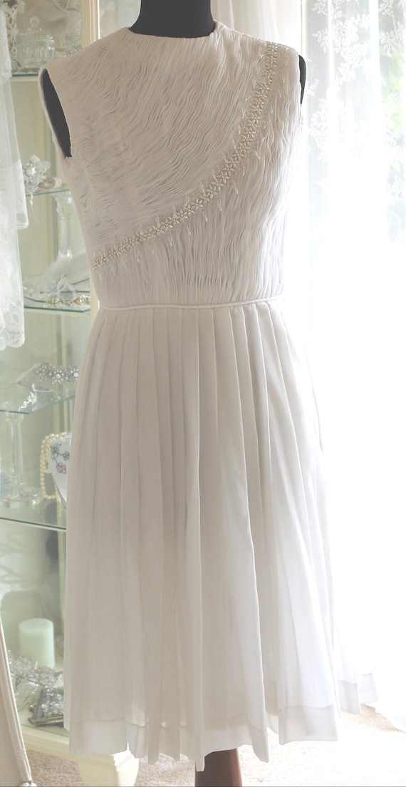 1960 short wedding dresses 1960s Wedding History: Brides, Bridesmaids, Mothers