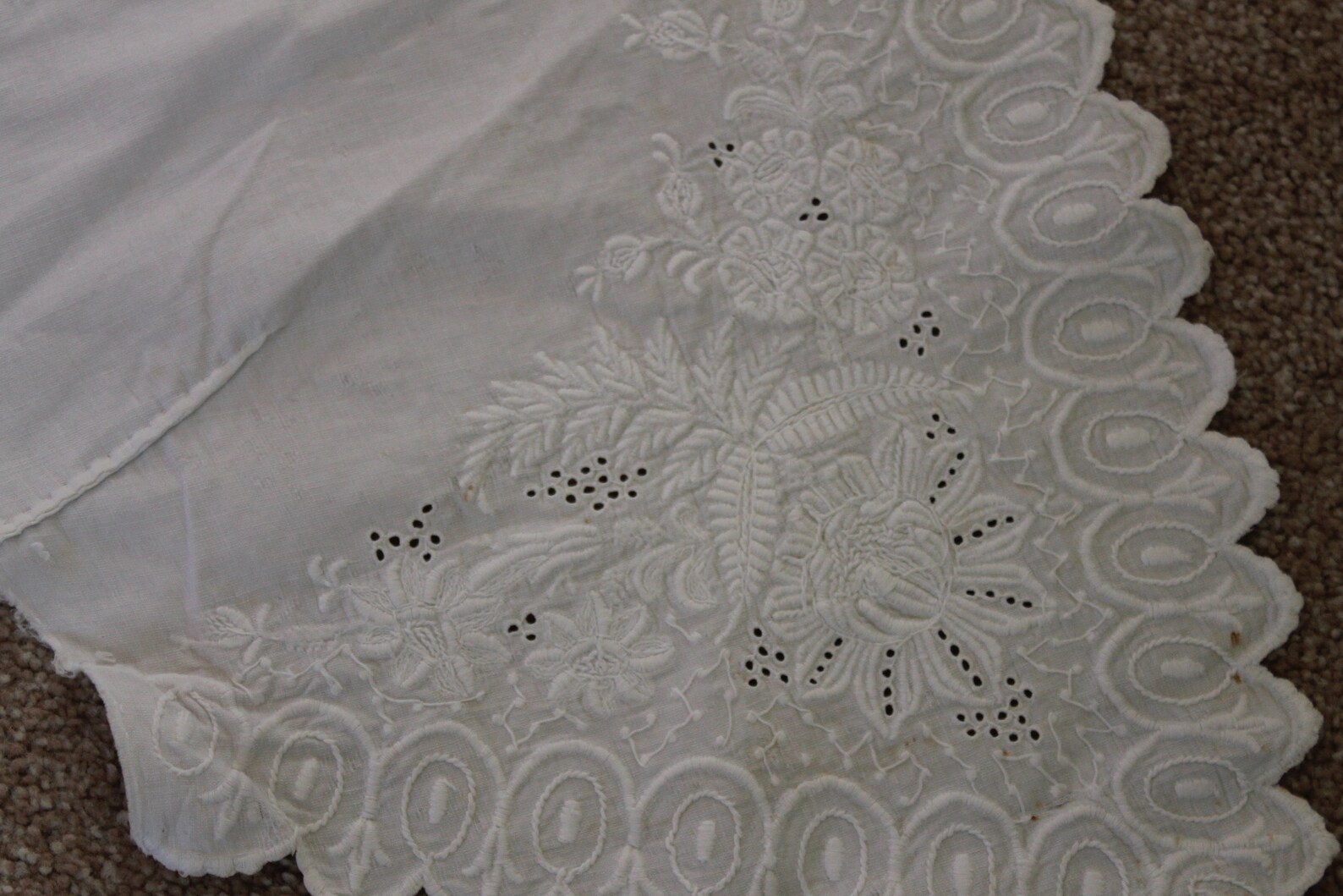 Antiker weißer bestickter kreisförmiger Baumwollkragen | Etsy