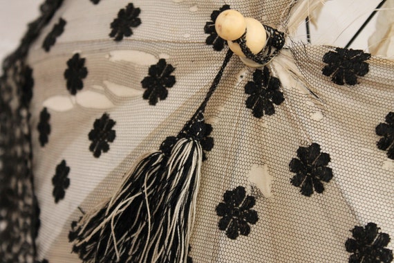 Victorian black lace and cream silk parasol, anti… - image 4