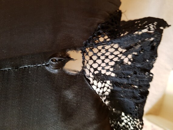 Antique Original Victorian Black Chantilly Lace Lacquered Bamboo ParasolUmbrella...