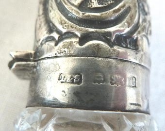 アンティークカットガラス香水瓶、1904年製 Levi & Salaman シルバー