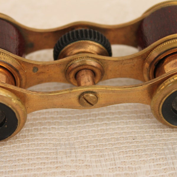 Victorian or Edwardian red/brown leather banded opera glasses, antique ladies eye glasses, small compact field or theatre binoculars