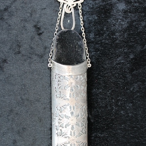 Estuche de anteojos de cuero y plata de Eduardo Vll, estuche de anteojos chatelaine de plata, estuche de plata antigua, estuche de anteojos de plata Birmingham 1904. imagen 1