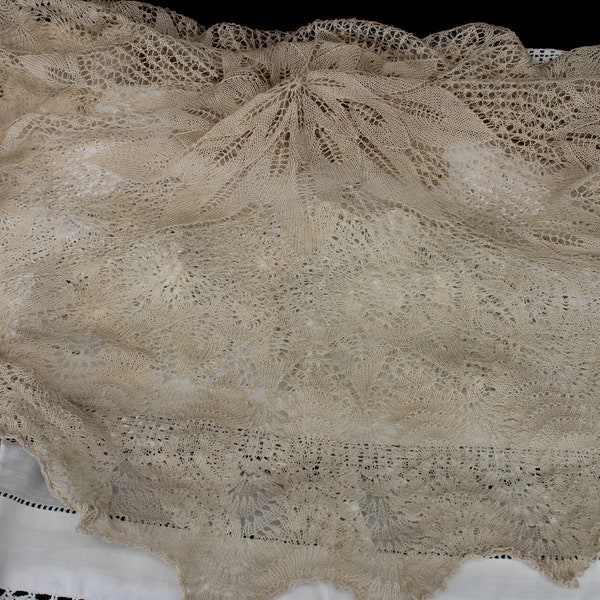1930s tray cloths, doilies & lace, white lace tablecloth, cotton crochet lace tray cloth, handmade lace doilie, crochet lace parasol cover