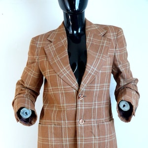Lang getailleerd geruit blazerjack - brede revers + zijzakken + rugventilatie maat S/M - mid century chestnut brown check - Franse jaren &#39;70 vintage