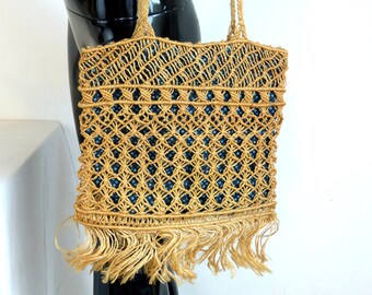 String macrame cross body or shoulder tote bag - fringes & floral lining - mid century boho beach hippie festival - French 70s vintage