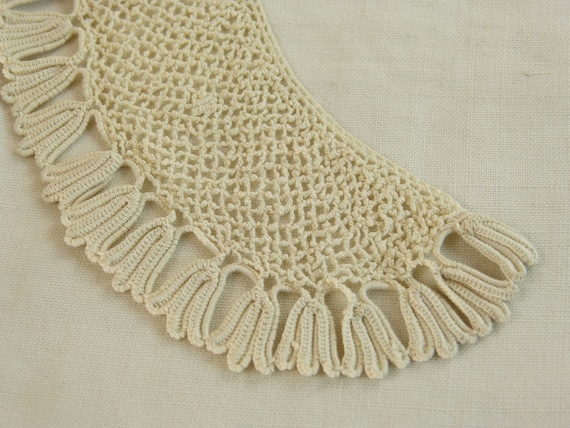 Stylised Art Deco tulip flower & net crochet lace… - image 7