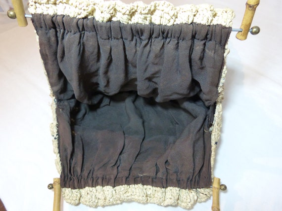 Granny chic woven raffia handbag - mid century ba… - image 9
