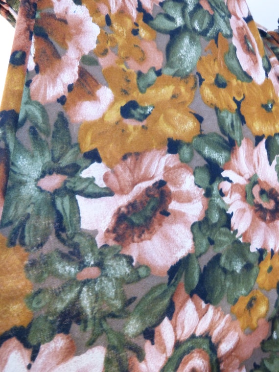 Floral fluid viscose jersey culottes size L - gre… - image 4