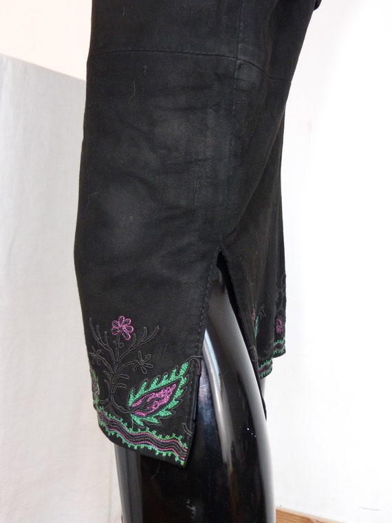 Embroidered black suede leather CAROLINE CHARLES … - image 5