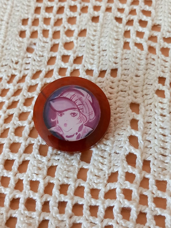 Small round plastic unsigned LEA STEIN brooch - b… - image 1